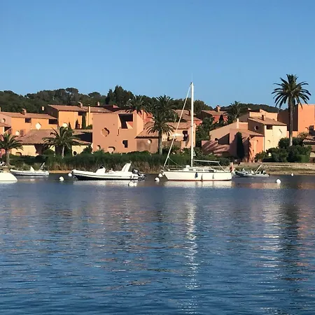 Palm Island Botel Porquerolles